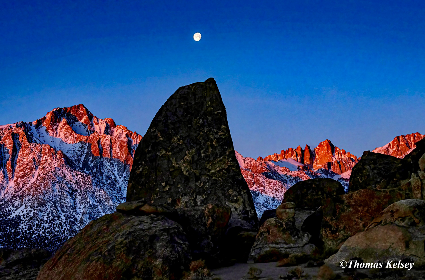 Moonset, Alabama Hills & Mount Whitney